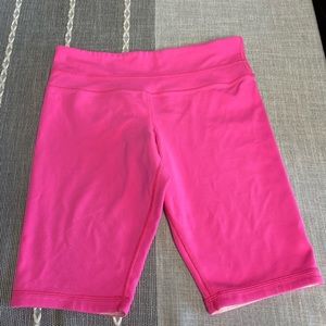 Reversible Lululemon shorts! ❤️